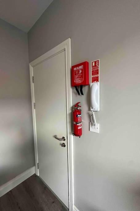 Private Cosy Studio - A1 Location Apartment Dublin Exterior photo